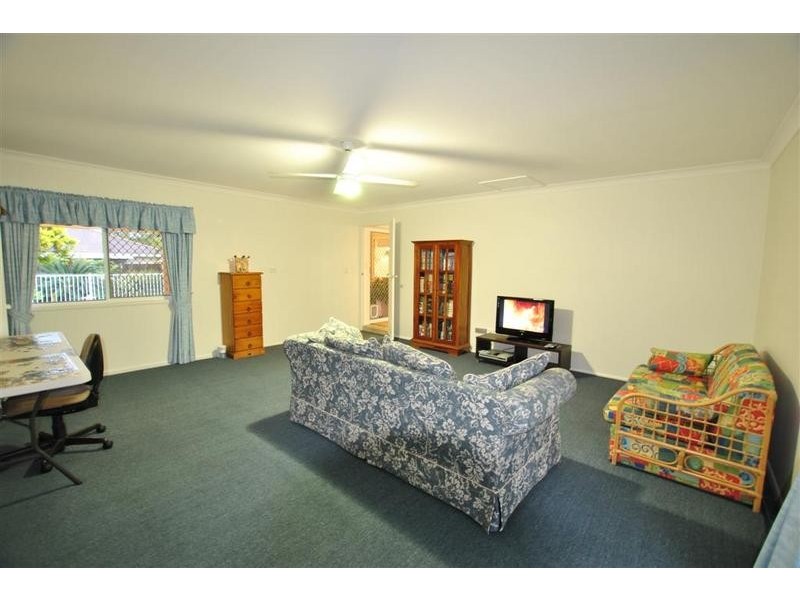 11 Carell Street, Currimundi QLD 4551