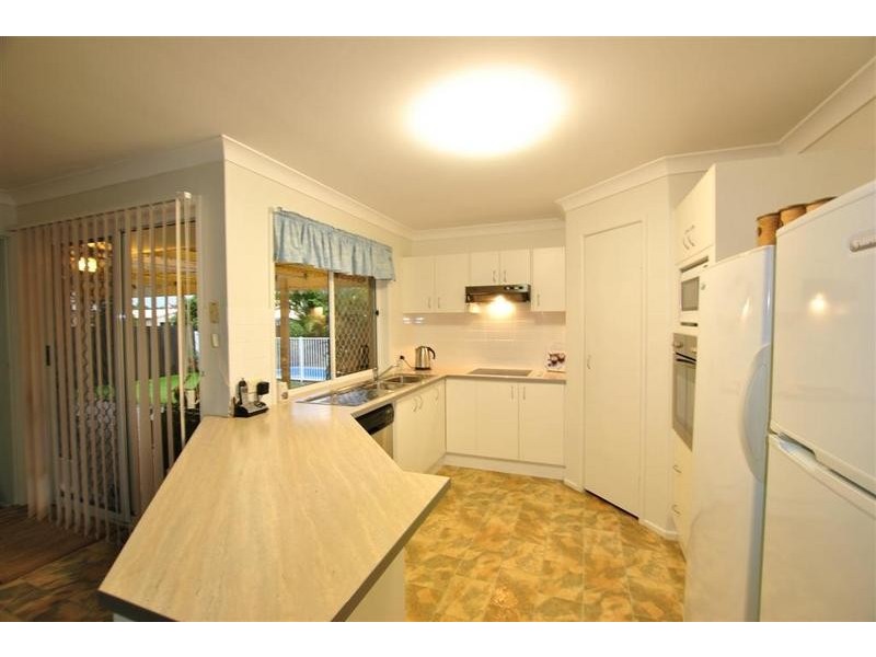 11 Carell Street, Currimundi QLD 4551