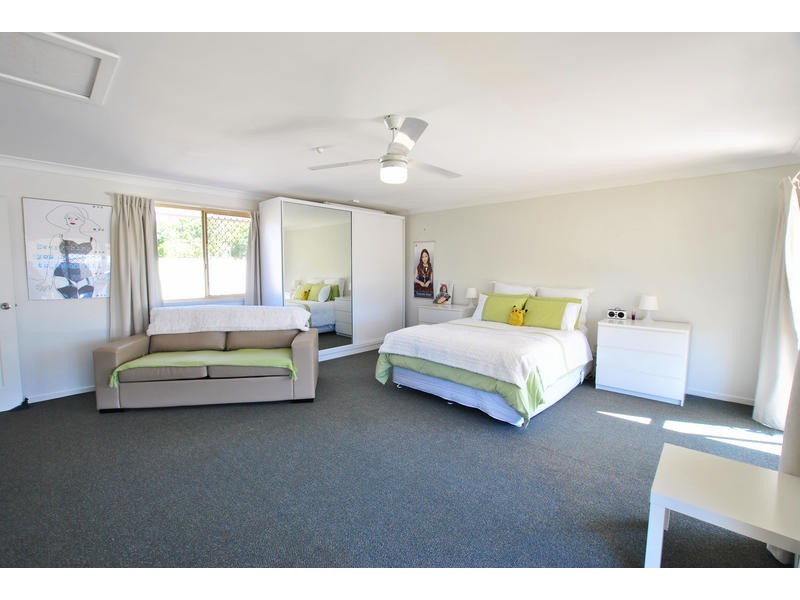 2 Carell Street, Currimundi QLD 4551