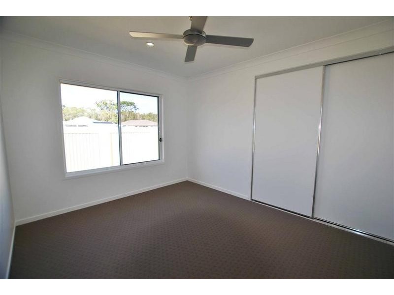 1/ 11 Carnell Street, Pelican Waters QLD 4551