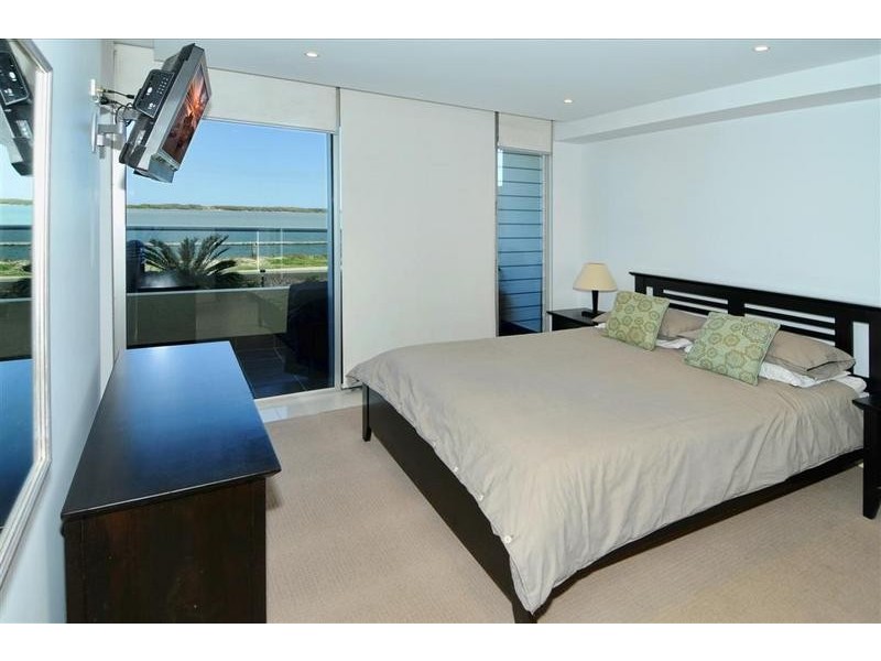 1/ 47 Landsborough Parade, Golden Beach QLD 4551