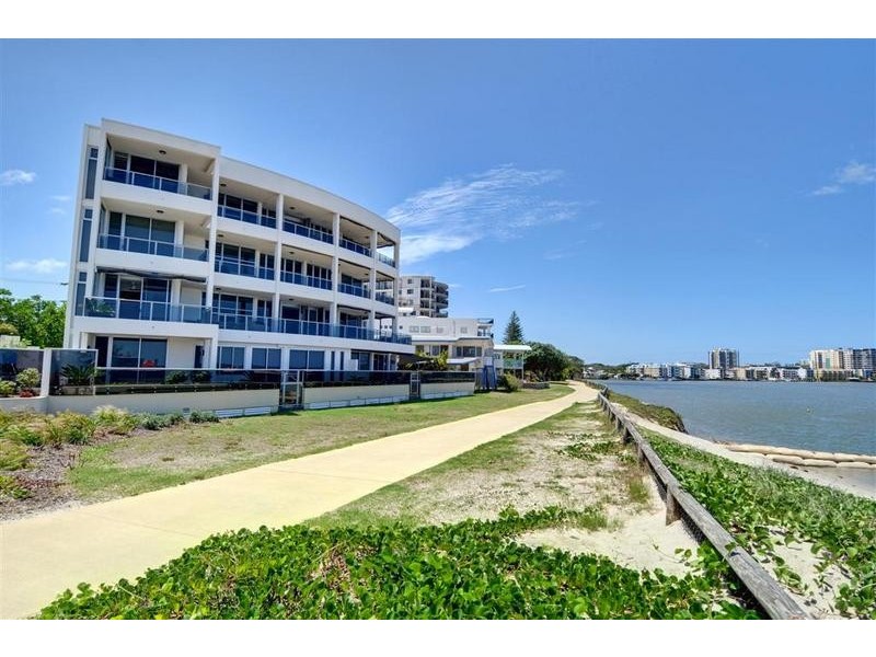 1/ 47 Landsborough Parade, Golden Beach QLD 4551