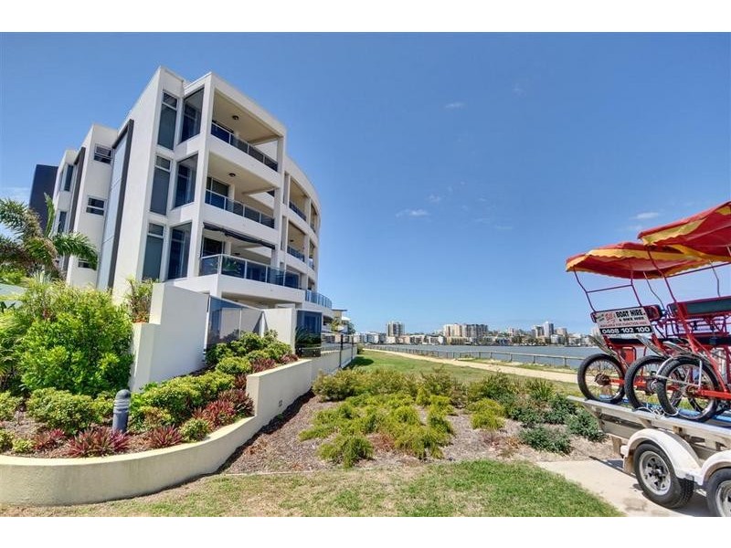 1/ 47 Landsborough Parade, Golden Beach QLD 4551