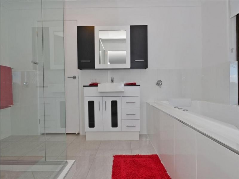 23 Casuarina Drive, Little Mountain QLD 4551