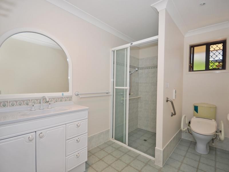 33 Casuarina Drive, Little Mountain QLD 4551