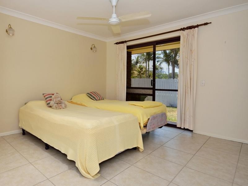 33 Casuarina Drive, Little Mountain QLD 4551