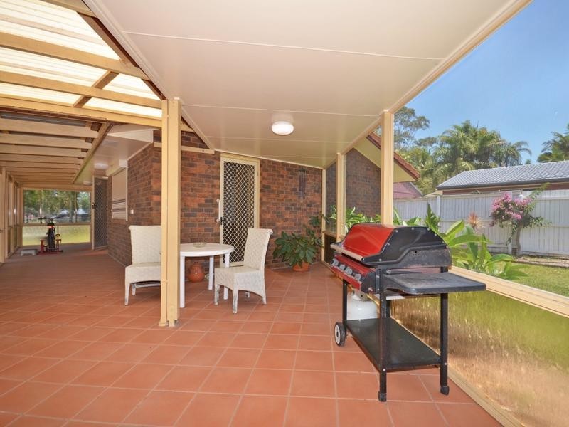 33 Casuarina Drive, Little Mountain QLD 4551