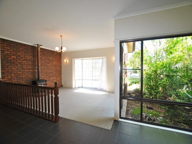 16 Casuarina Drive, Little Mountain QLD 4551