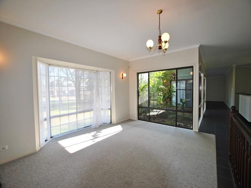 16 Casuarina Drive, Little Mountain QLD 4551