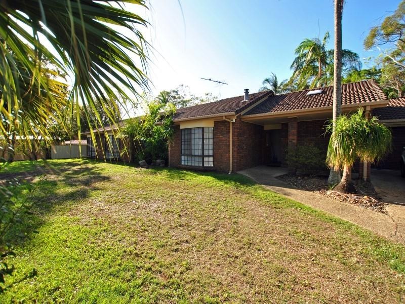 16 Casuarina Drive, Little Mountain QLD 4551