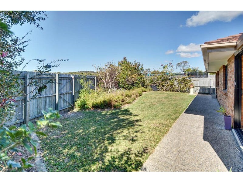 7 Caulfield Close, Little Mountain QLD 4551