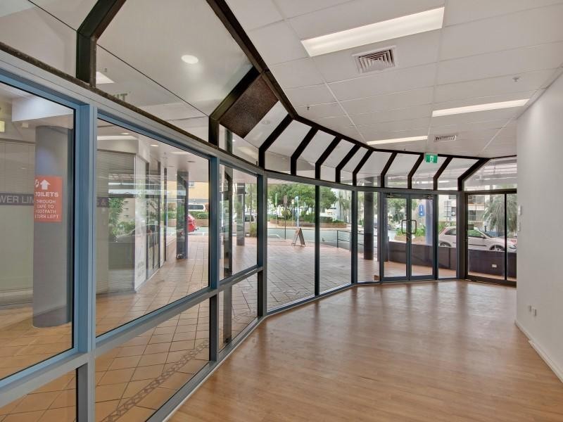 2/ 30 Minchinton Street, Caloundra QLD 4551