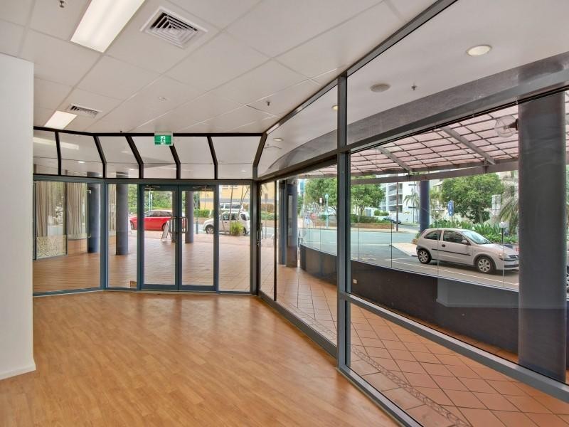 2/ 30 Minchinton Street, Caloundra QLD 4551