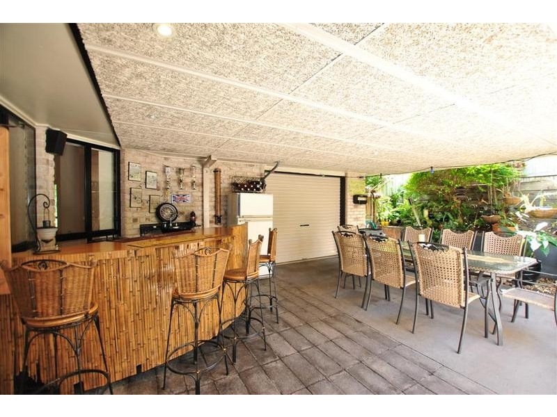 10 Cheviot Court, Little Mountain QLD 4551