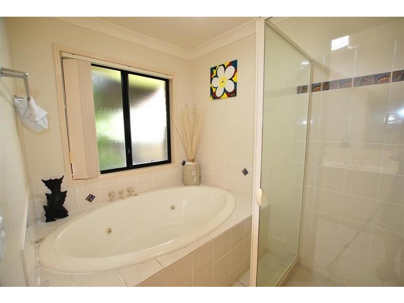 10 Cheviot Court, Little Mountain QLD 4551