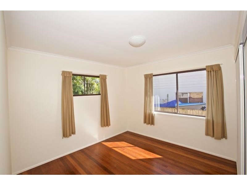 16 Churchill Street, Golden Beach QLD 4551