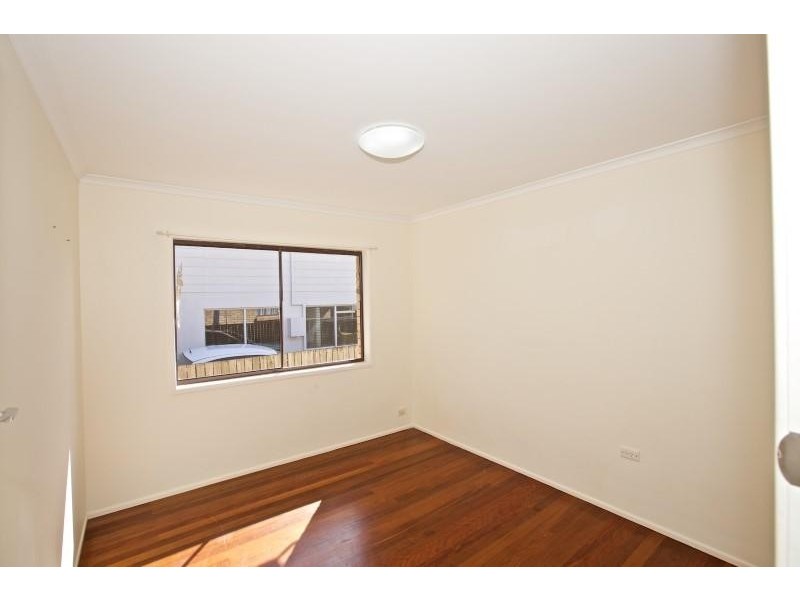 16 Churchill Street, Golden Beach QLD 4551