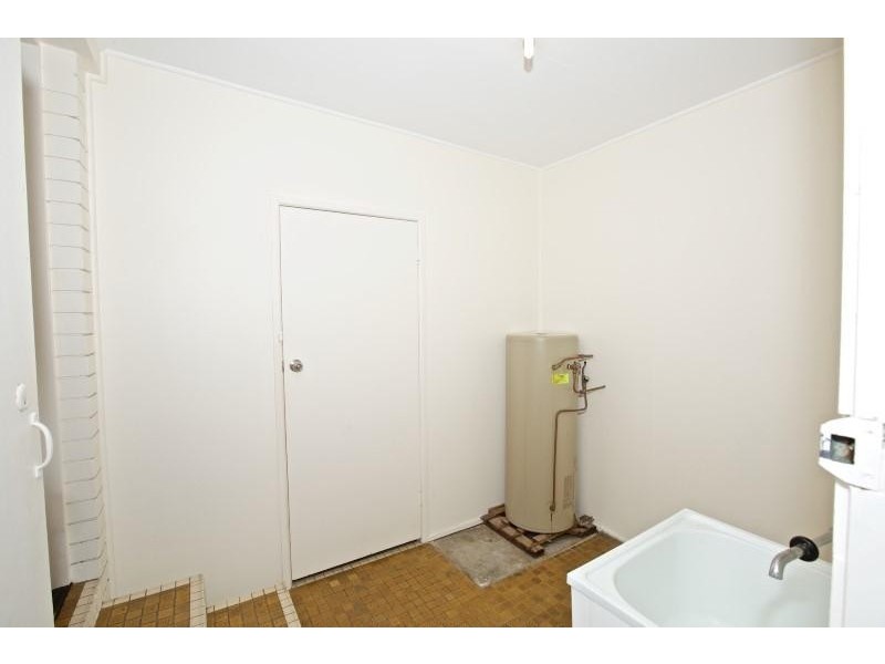 16 Churchill Street, Golden Beach QLD 4551