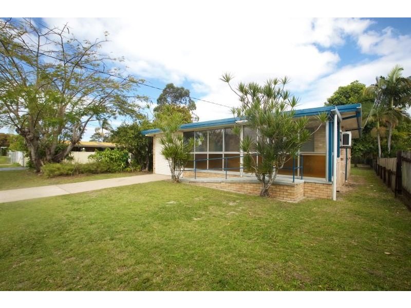 16 Churchill Street, Golden Beach QLD 4551