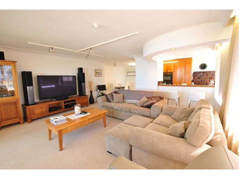 10/ 39 Canberra Terrace, Kings Beach QLD 4551