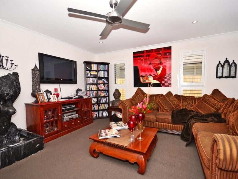 45 Cobalt Crescent, Caloundra West QLD 4551