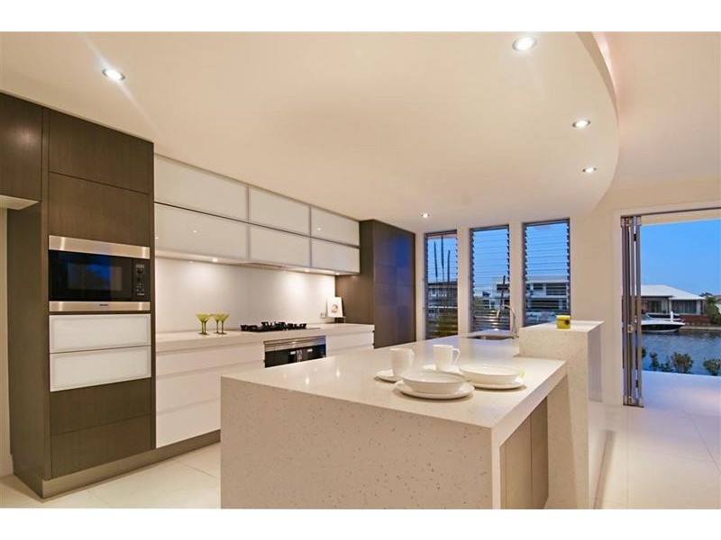 6 Columba Place, Pelican Waters QLD 4551