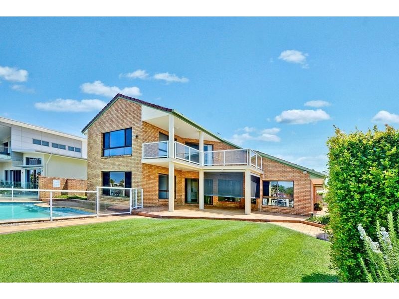 20 Coomaroo Crescent, Minyama QLD 4575