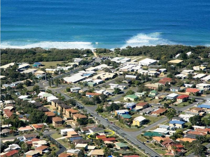 18 Coonowrin Street, Battery Hill QLD 4551