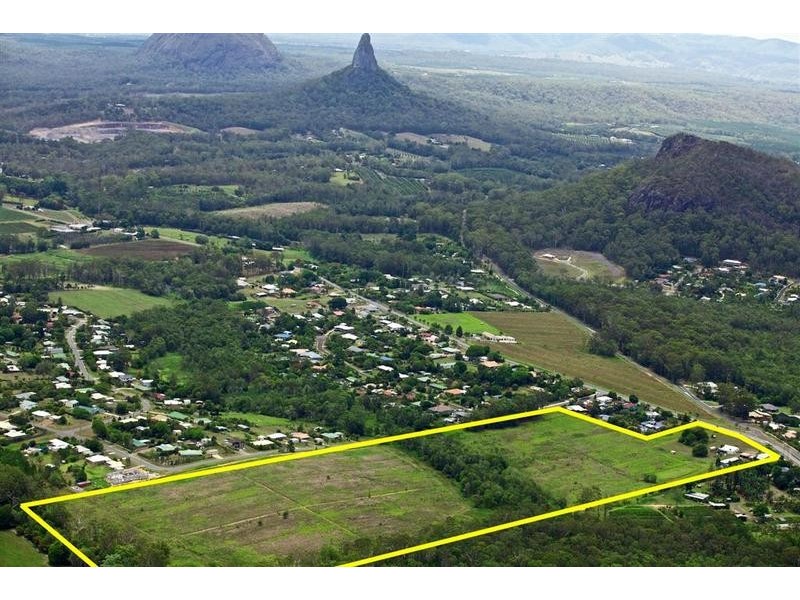 Glass House Mountains QLD 4518