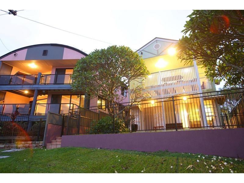 10 Cooroora Street, Dicky Beach QLD 4551