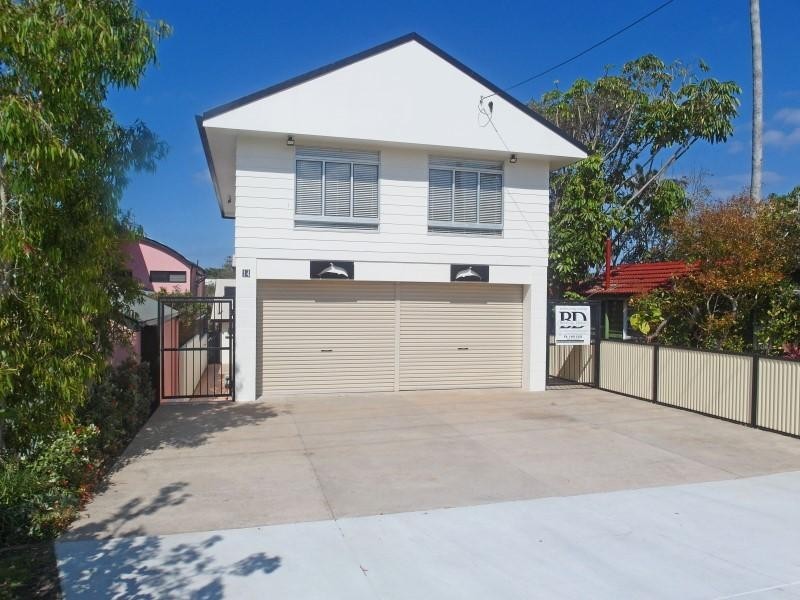 14 Cooroora Street, Dicky Beach QLD 4551