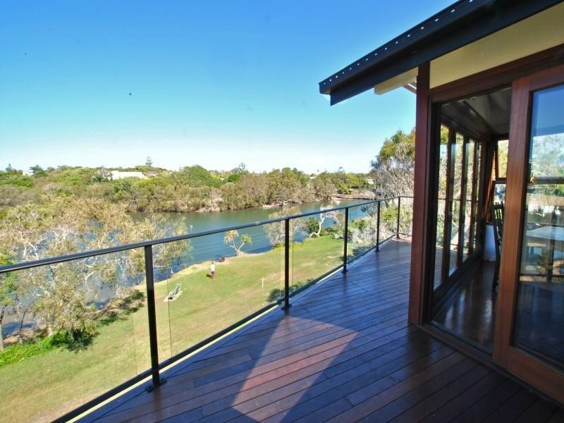 14 Cooroora Street, Dicky Beach QLD 4551