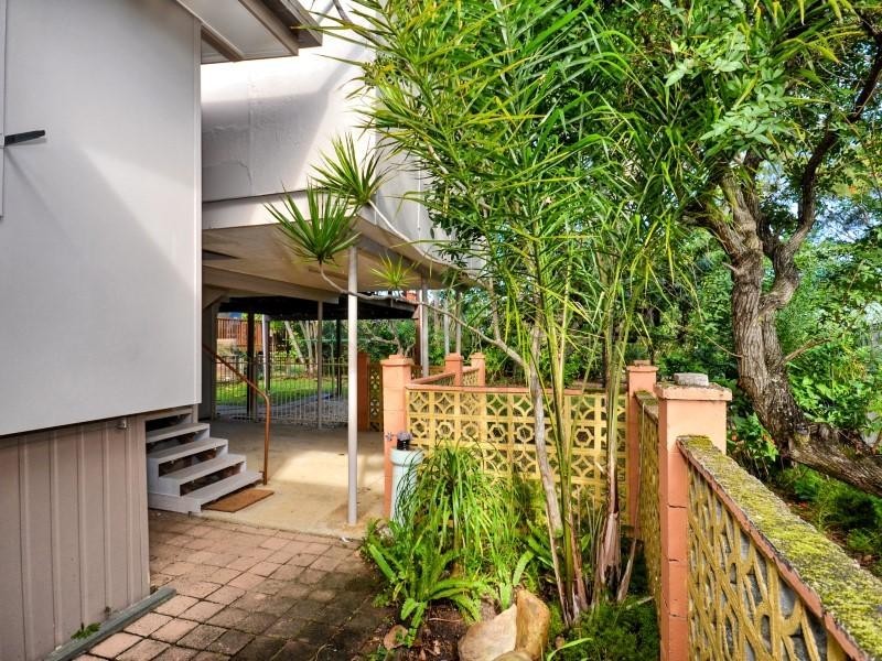 68 Cooroora Street, Dicky Beach QLD 4551