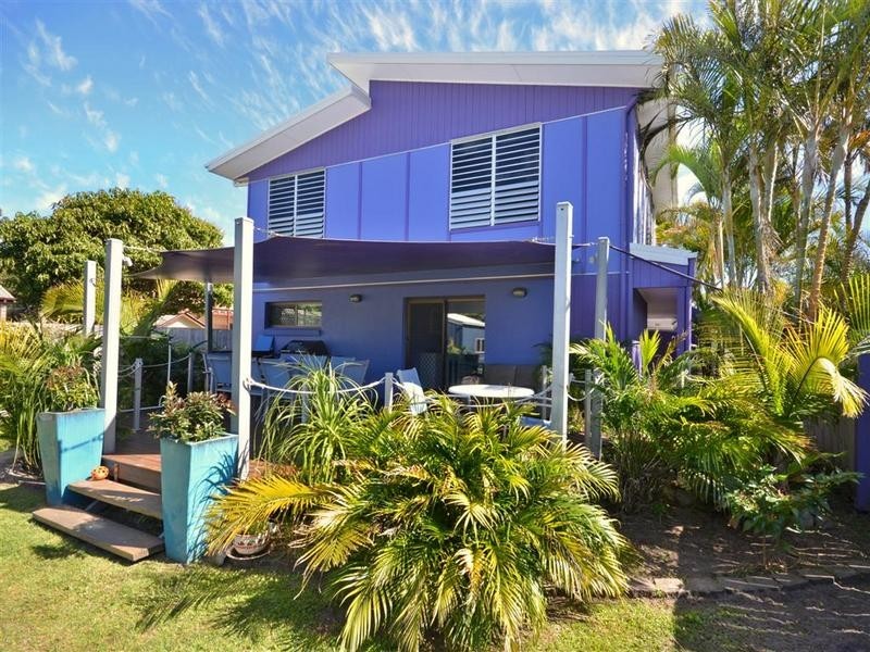 2/ 121 Landsborough Parade, Golden Beach QLD 4551