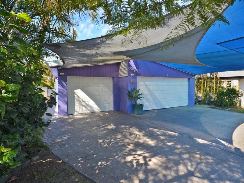 2/ 121 Landsborough Parade, Golden Beach QLD 4551