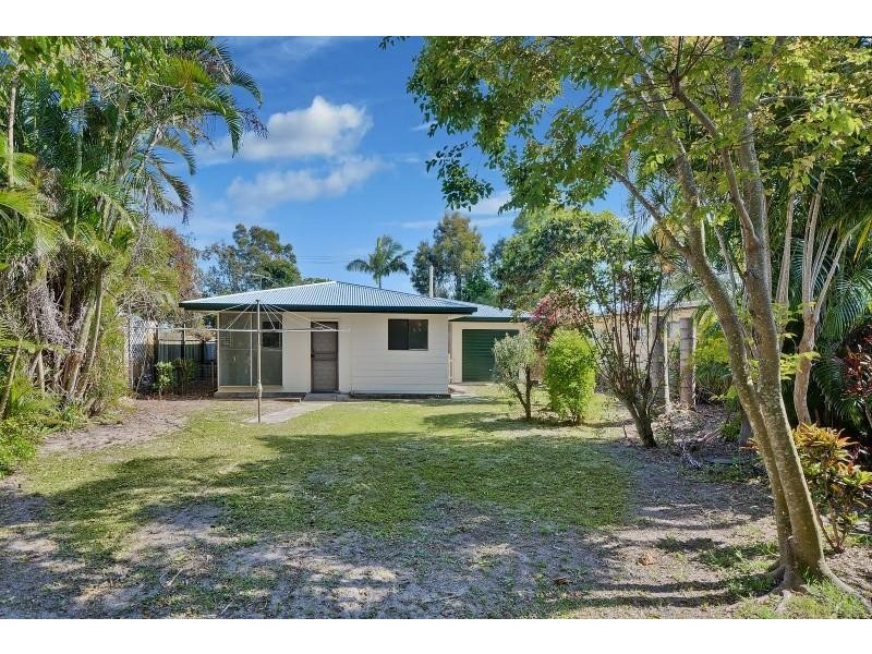 123 Coronation Avenue, Golden Beach QLD 4551