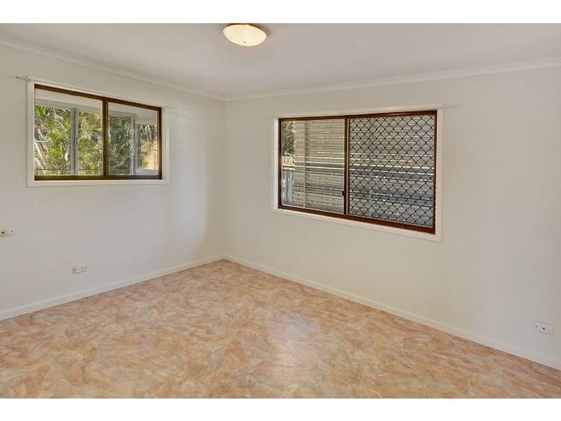 123 Coronation Avenue, Golden Beach QLD 4551