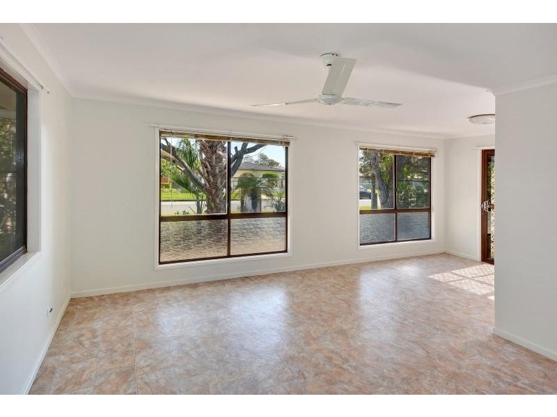 123 Coronation Avenue, Golden Beach QLD 4551