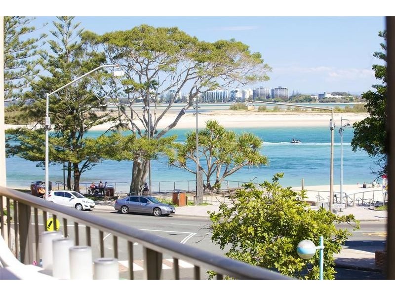1/ 61 Minchinton Street, Caloundra QLD 4551