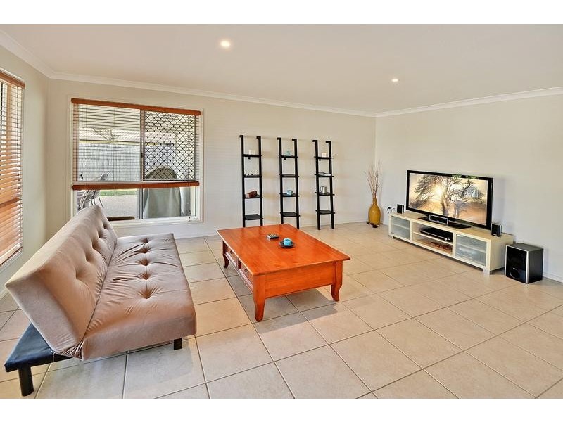 43 Cougal Circuit, Caloundra QLD 4551