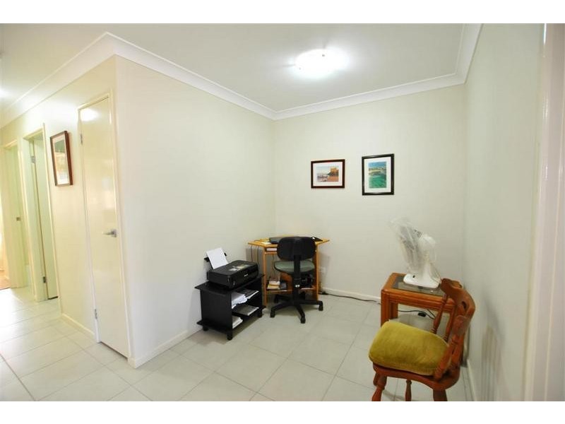 2/ 9 Liekefett Way, Little Mountain QLD 4551
