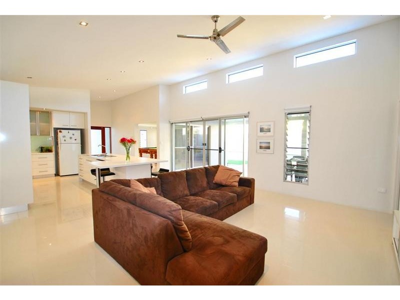 13 Cullen Drive, Little Mountain QLD 4551