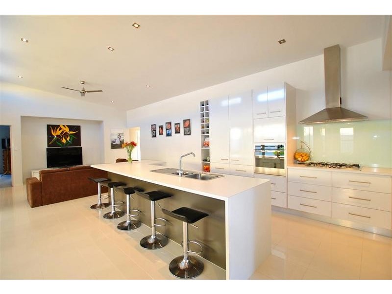 13 Cullen Drive, Little Mountain QLD 4551