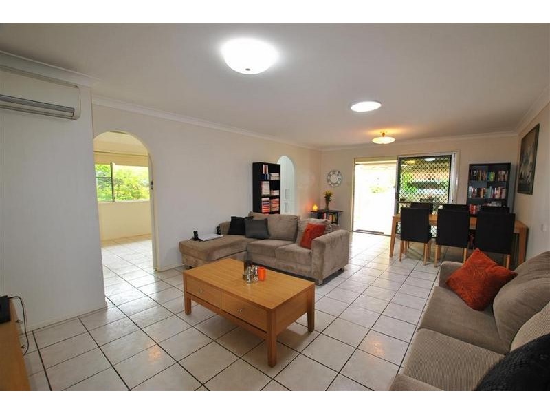 17 Culla Culla Street, Battery Hill QLD 4551