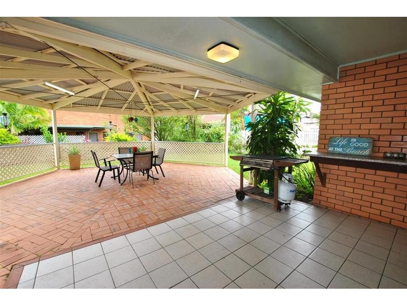 17 Culla Culla Street, Battery Hill QLD 4551