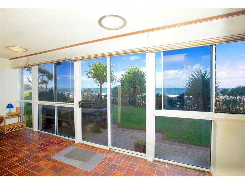 10/ 5 Dingle Avenue, Kings Beach QLD 4551