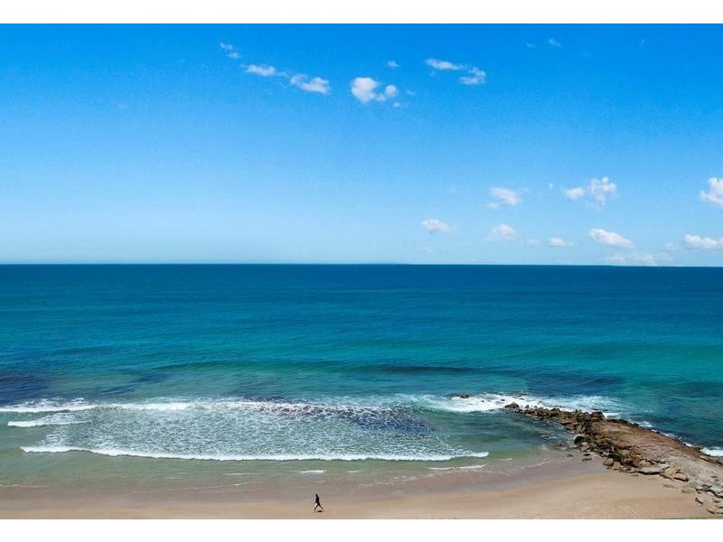 5 Dingle Avenue, Kings Beach QLD 4551