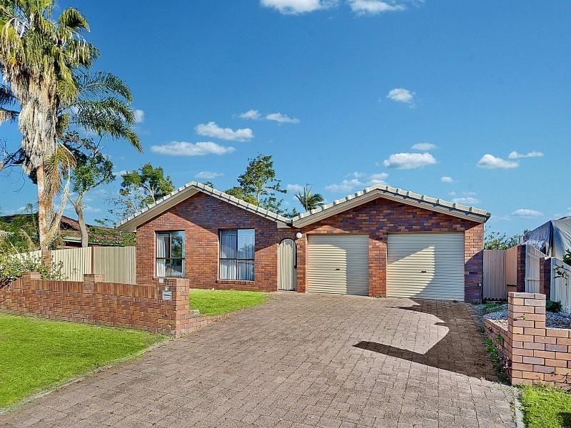 12 Currong Street, Minyama QLD 4575