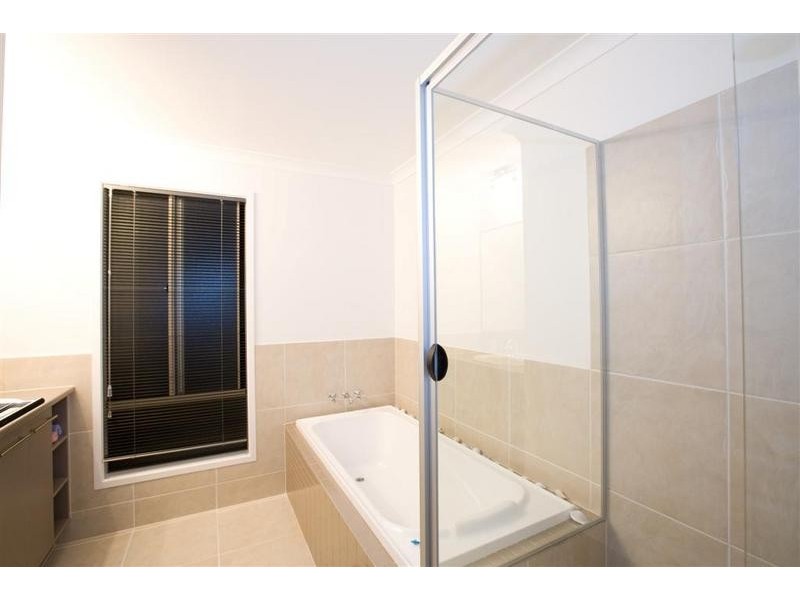 11 Cutter Street, Wurtulla QLD 4575