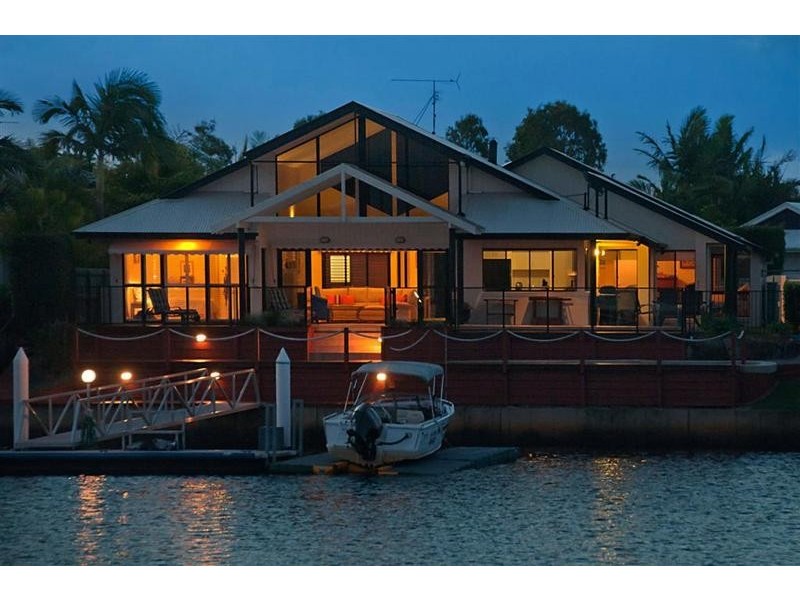 9 Delisser Place, Pelican Waters QLD 4551